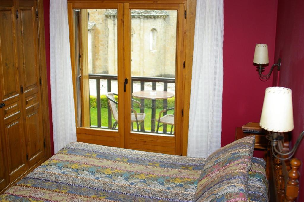 Hosteleria Santa Cruz Santa Cruz de la Serós Quarto foto